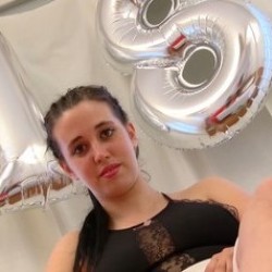 ¡Feliz 18 cumpleaños Nicole! Bienvenida al Porno con FAKings
